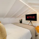Whome Prime Location - Your Lisbon Getaway
