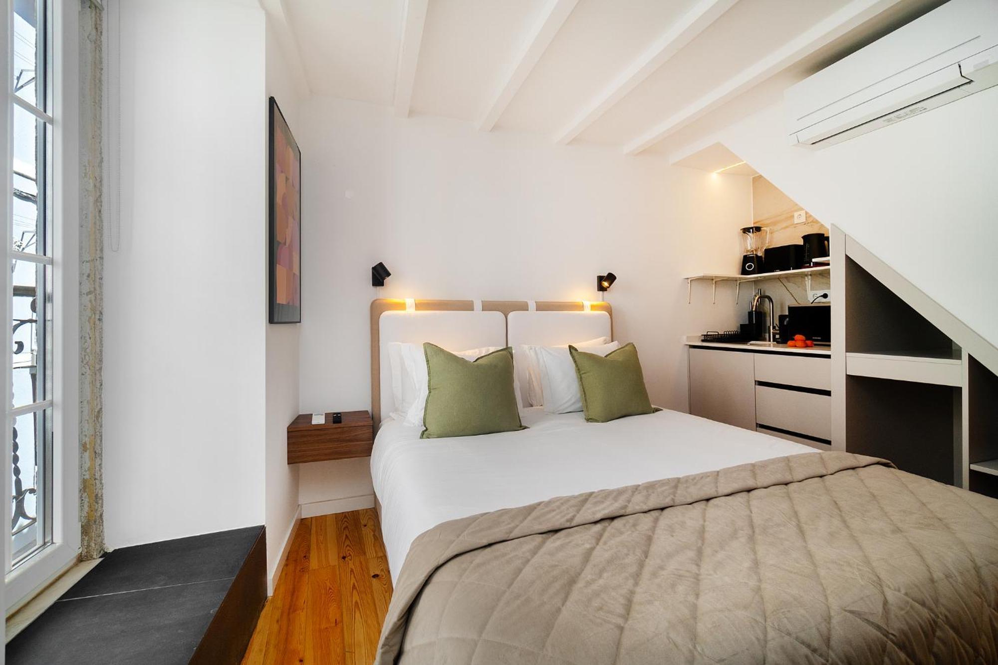 Whome Prime Location - Your Getaway Apartment *