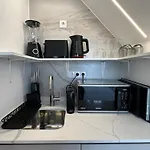 Whome Prime Location - Your Lisbon Getaway